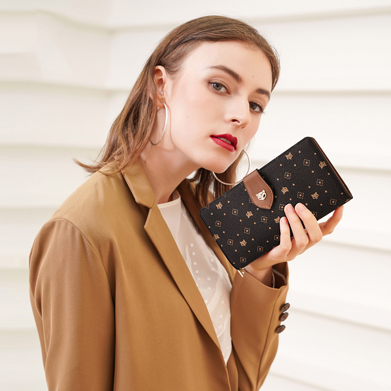 FOXER Women Long Wallet Card & - مراجعة Monogram Keychain Leather وسعره