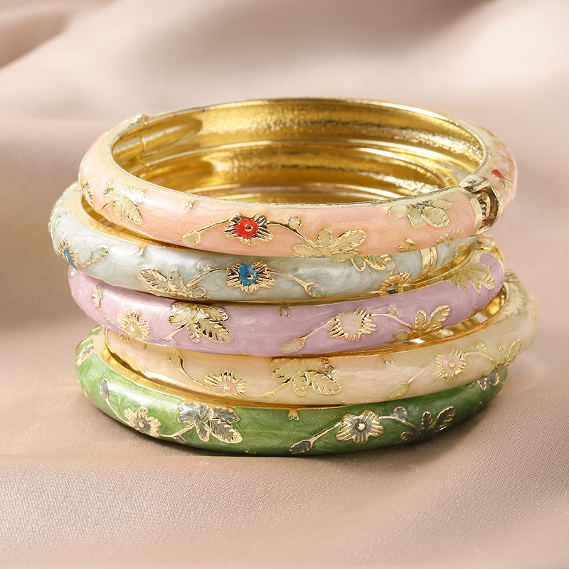FTCY 5PCS Fine Small Flower Cl - مراجعة Coordinates Bracelet وسعره