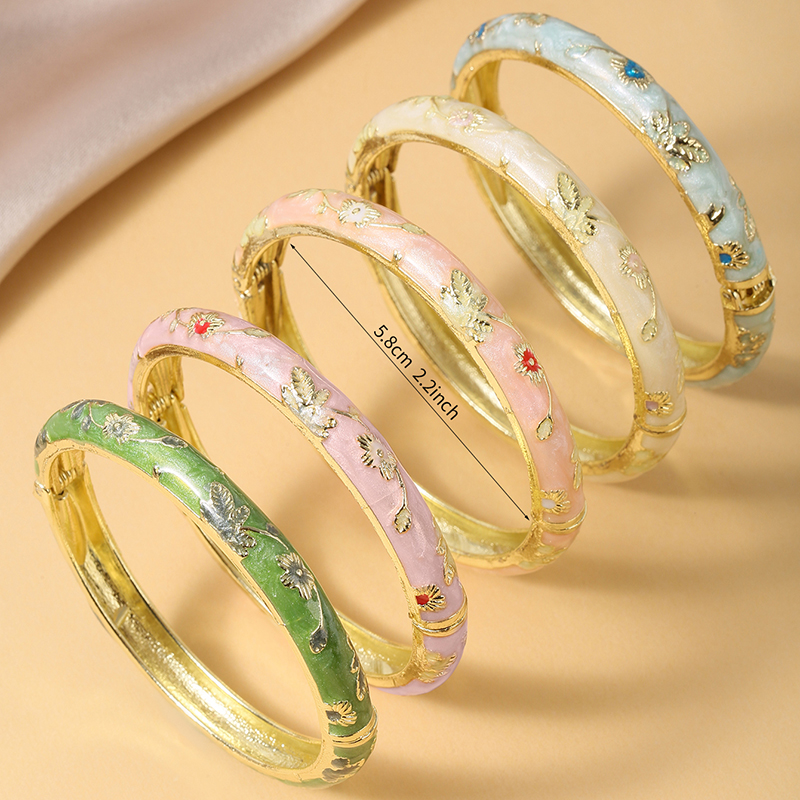 FTCY 5PCS Fine Small Flower Cl - مراجعة Coordinates Bracelet وسعره