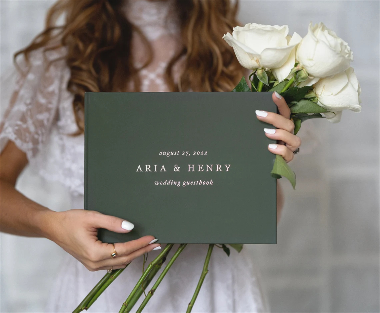 Letters to the Bride Guestbook - مراجعة Custom Photo Book وسعره