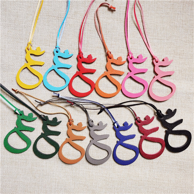 Natural Leather Keychain with  - مراجعة Monogram Keychain Leather وسعره