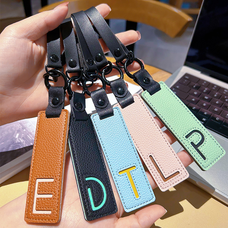 Classic Pu Leather Keychain A- - مراجعة Monogram Keychain Leather وسعره
