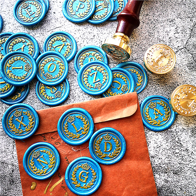26 Letter A - Z crown Wax Seal - مراجعة Wax Seal Letter Kit وسعره