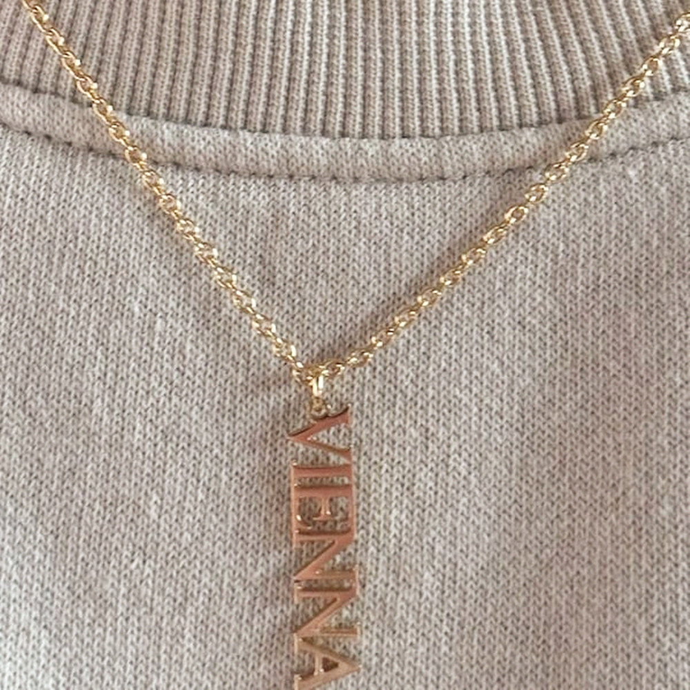 Custom Multiple Name Necklace  - مراجعة Birth Flower Necklace وسعره