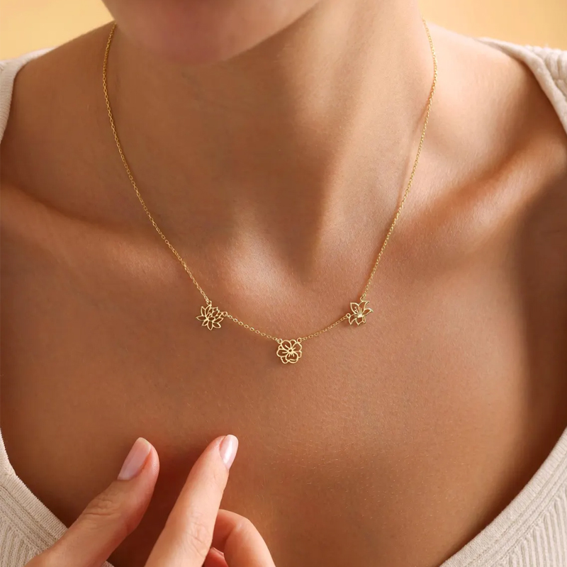 Customized Birth Flowers Neckl - مراجعة Birth Flower Necklace وسعره