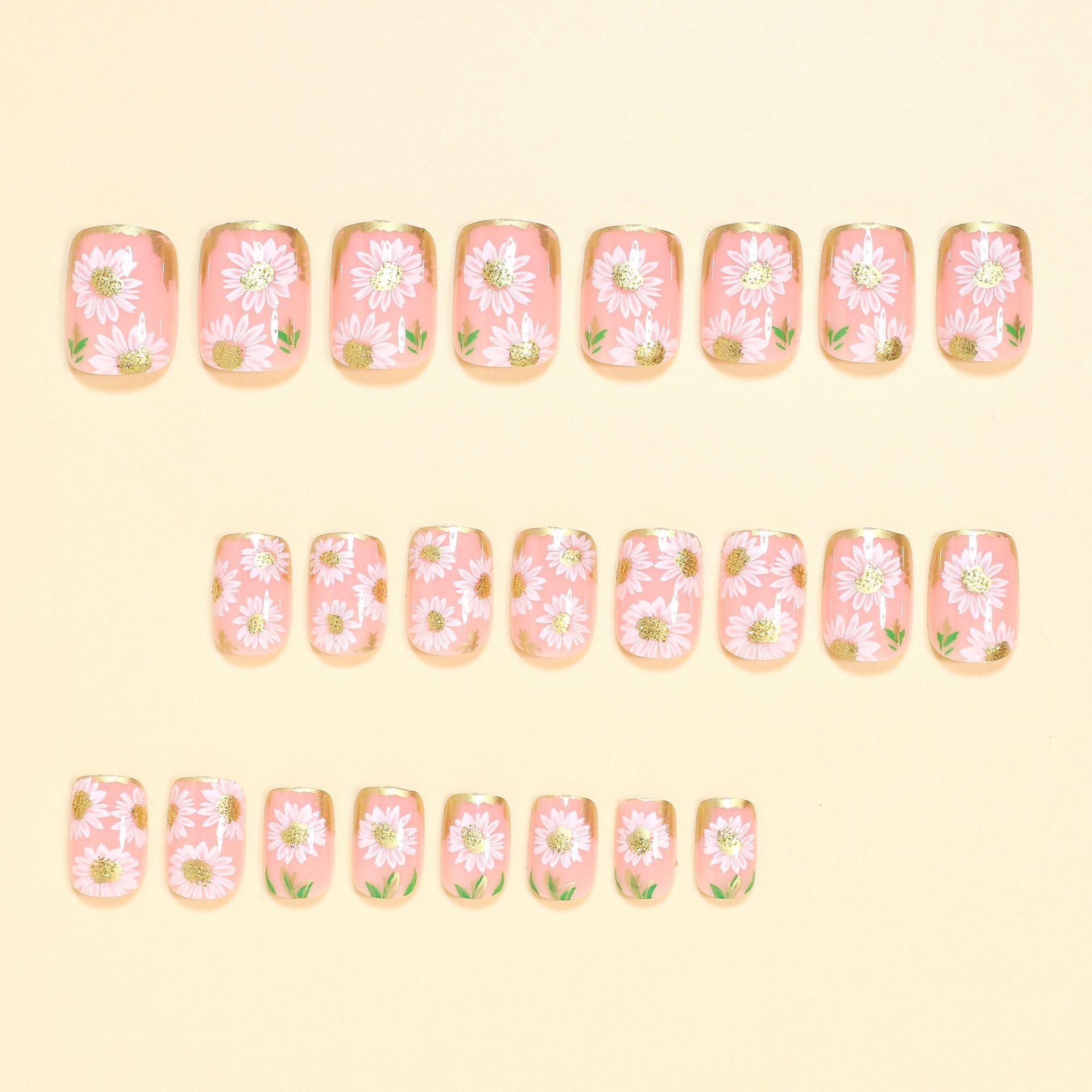 Short Square fake nails golden - مراجعة Pressed Flower Art وسعره