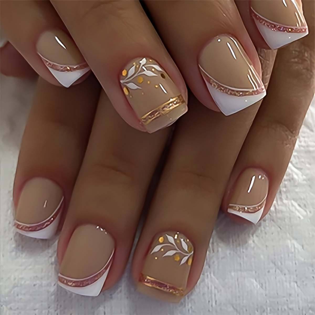 Short Square fake nails golden - مراجعة Pressed Flower Art وسعره