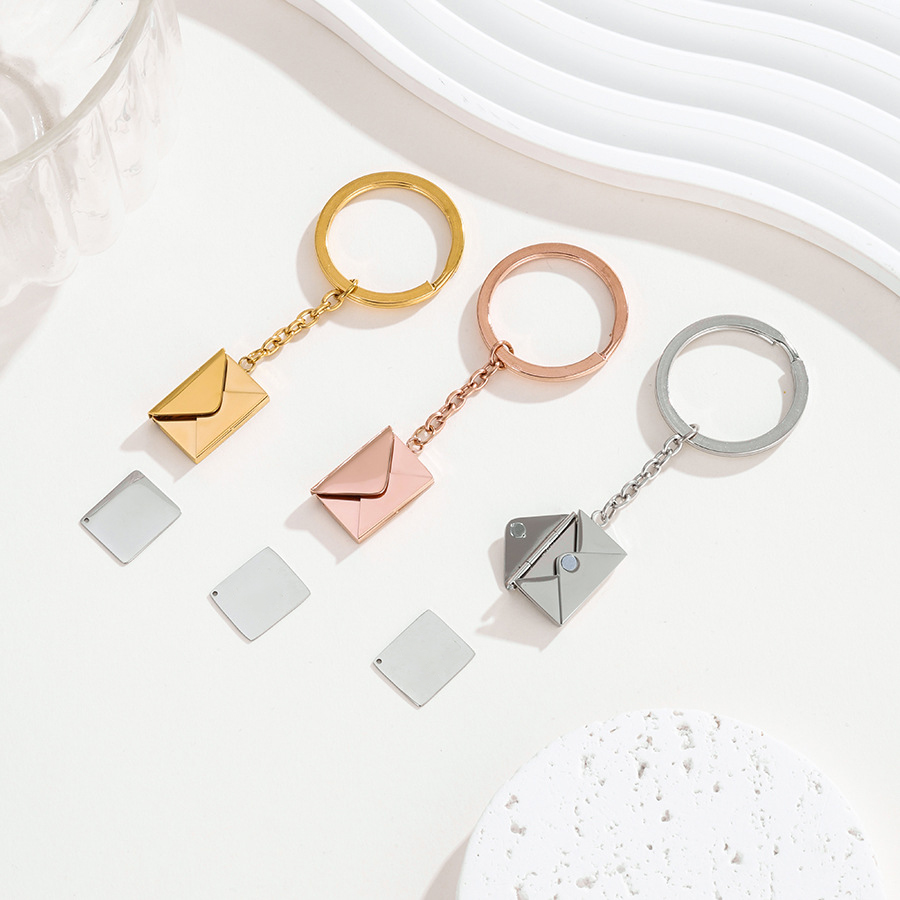 Can Open Envelope Custom Keych - مراجعة Initial Ring Custom وسعره