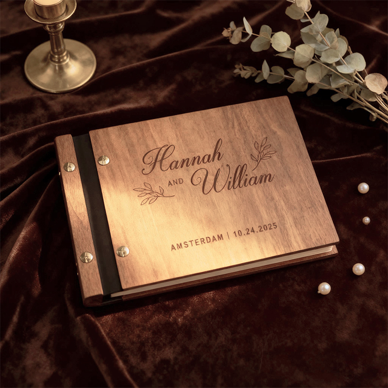 Personalized Wooden Wedding Gu - مراجعة Custom Photo Book وسعره